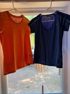 Nike Fit Dry tshirt misses M, New Balance XS